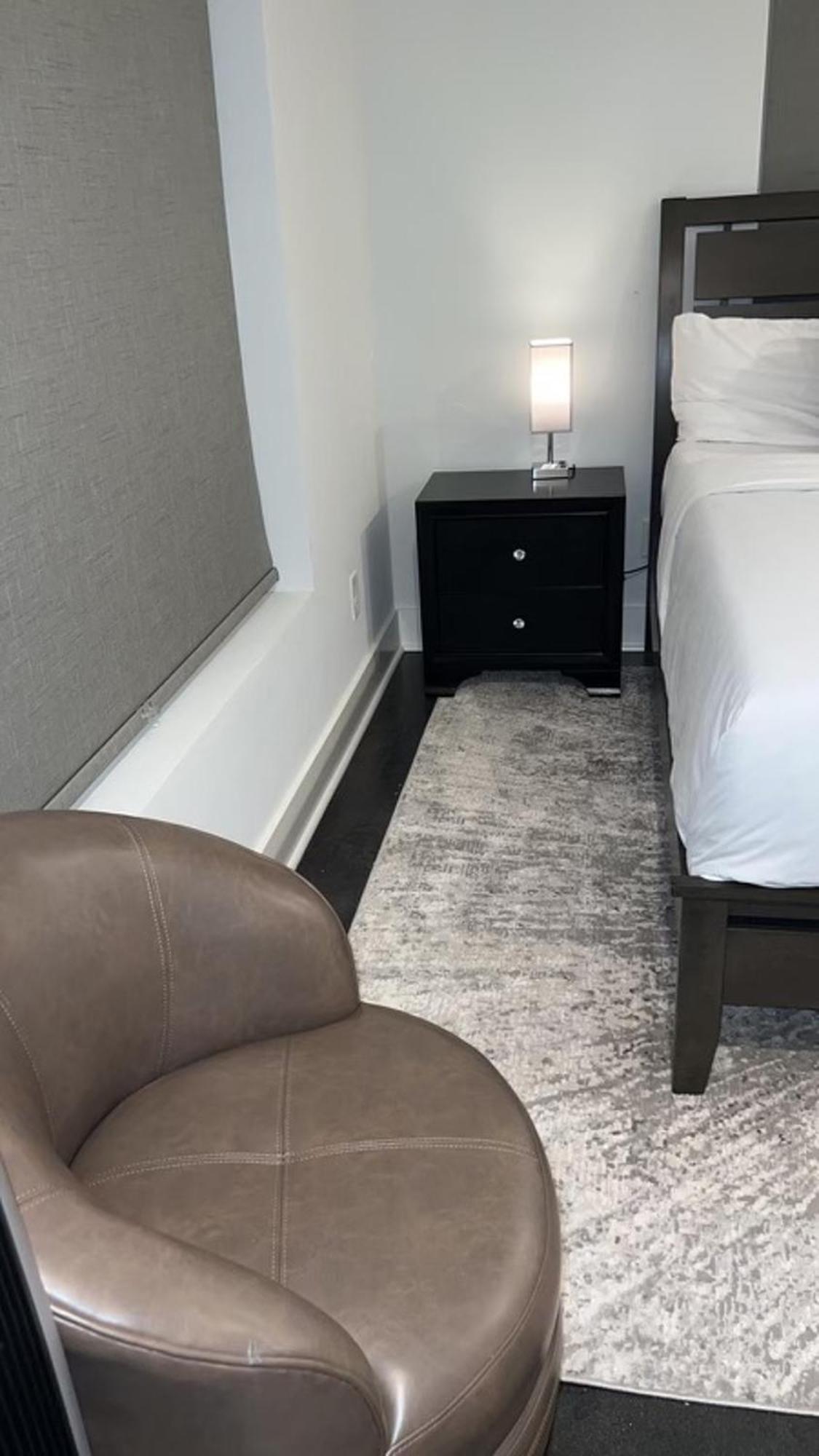 Luxurious Midtown Rooftop Views By Silverx Holiday home