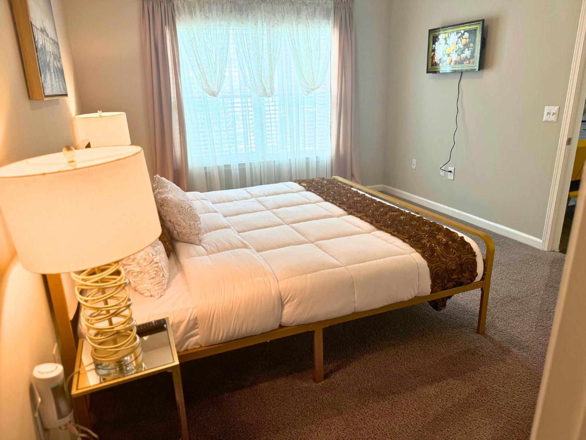 The Sunshine Suite-cozy Comfort Near Airport Atlanta