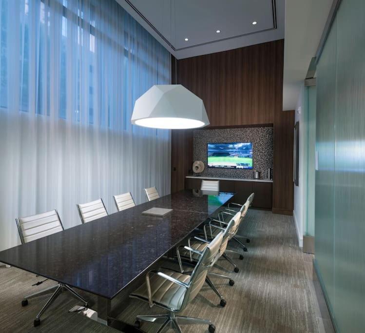30 Day Minimum - 1100 Sq Ft 1 Bedroom Midtown Atl Atlanta