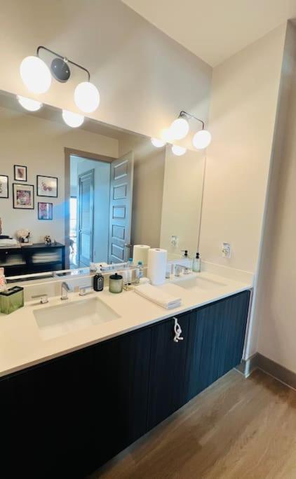 Warm & Lavish Midtown Oasis Atlanta