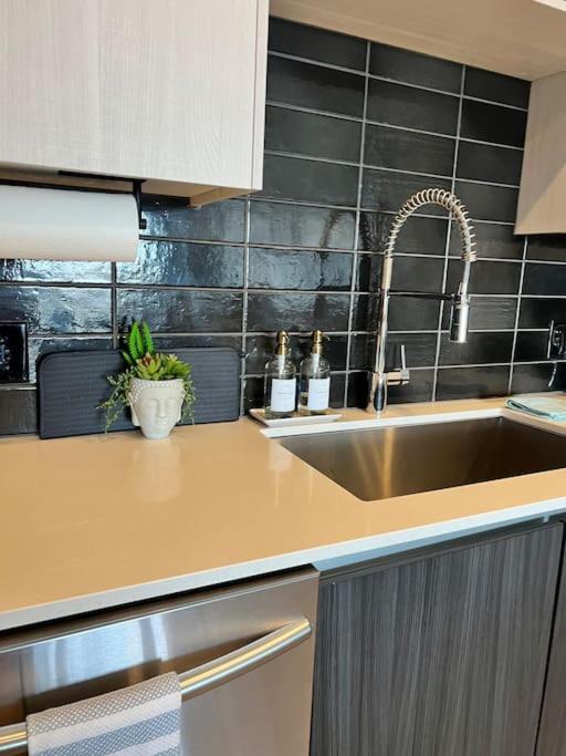 Apartment Warm & Lavish Midtown Oasis Atlanta