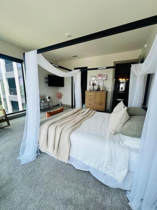 Warm & Lavish Midtown Oasis Apartment Atlanta