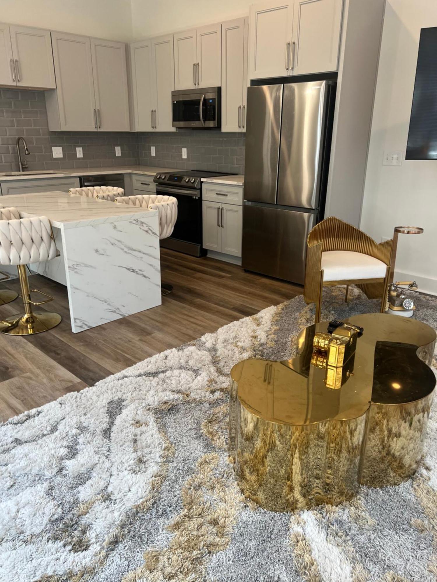 Apartment Luxury 5-level Townhouse With City View *