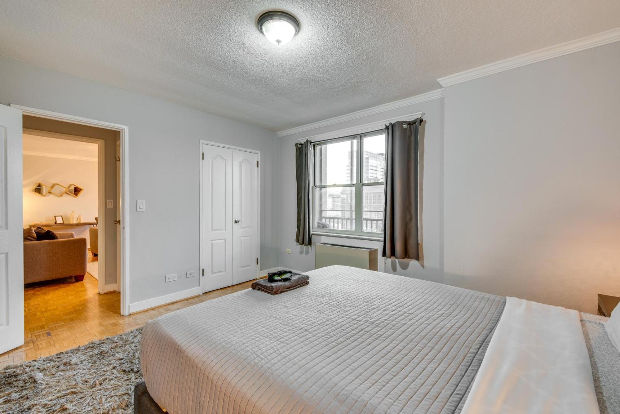Apartment Downtown Walk To Arenas And Venues *