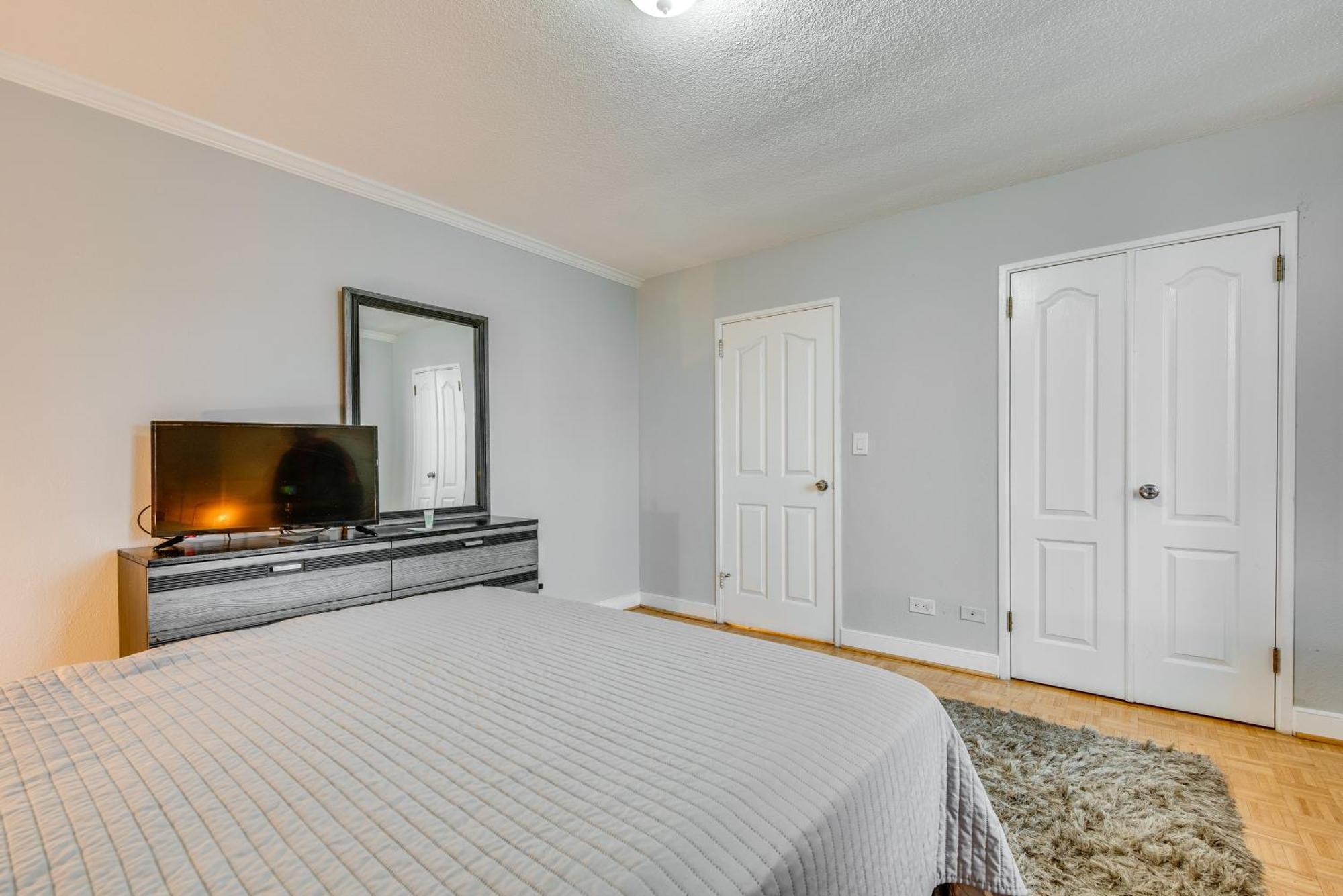 Downtown Walk To Arenas And Venues Apartment Atlanta