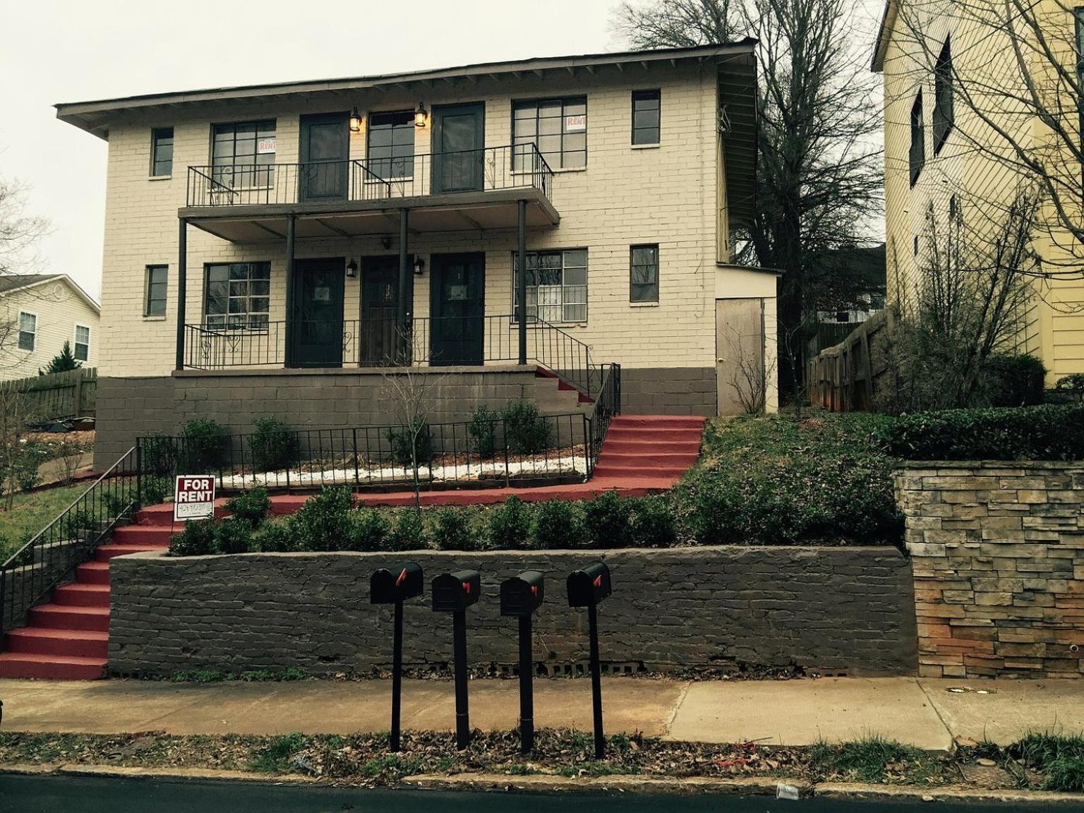 Apartment Downtown At Cute And Cozy