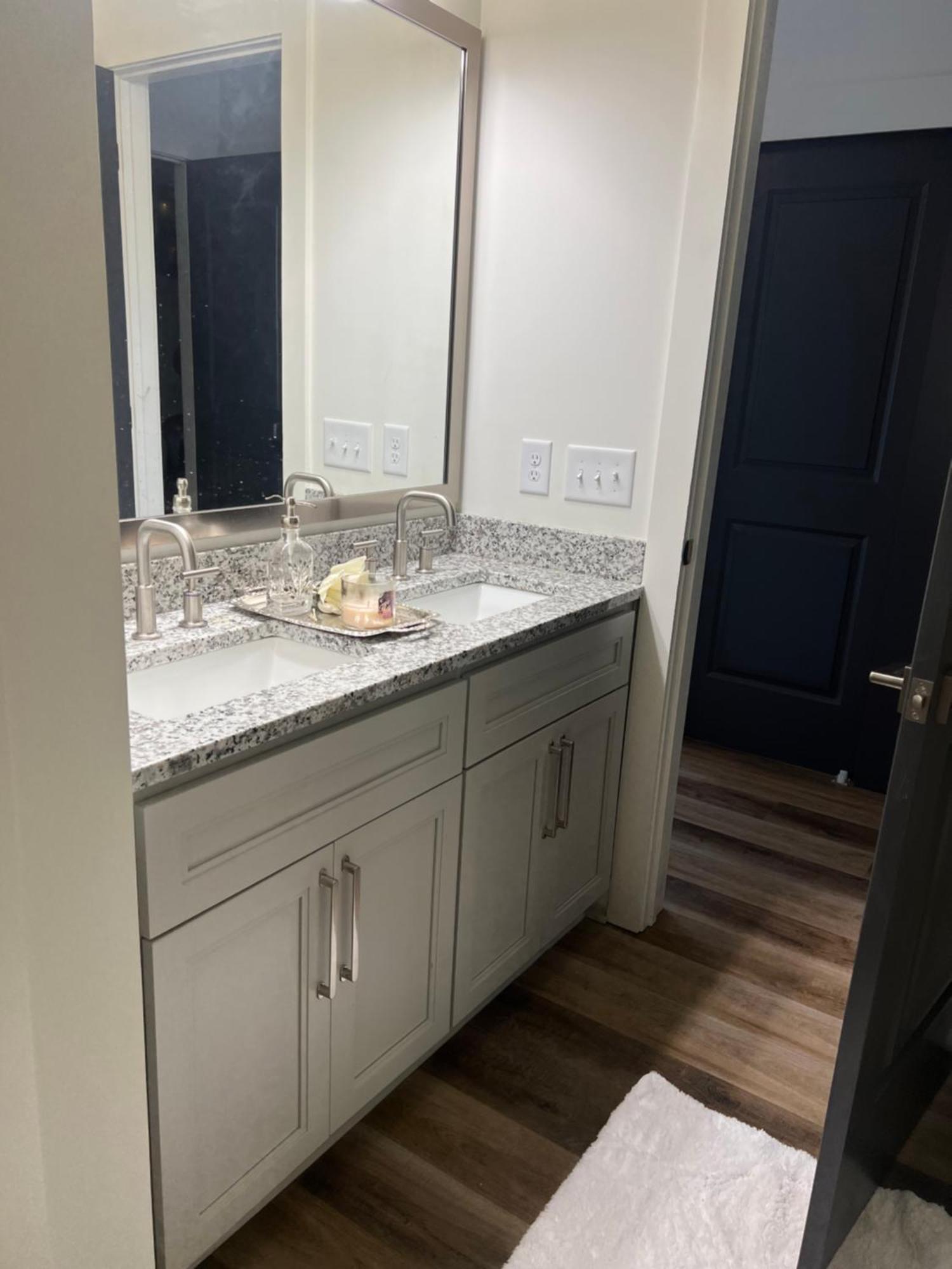 Apartment Luxury 5-level Townhouse With City View *