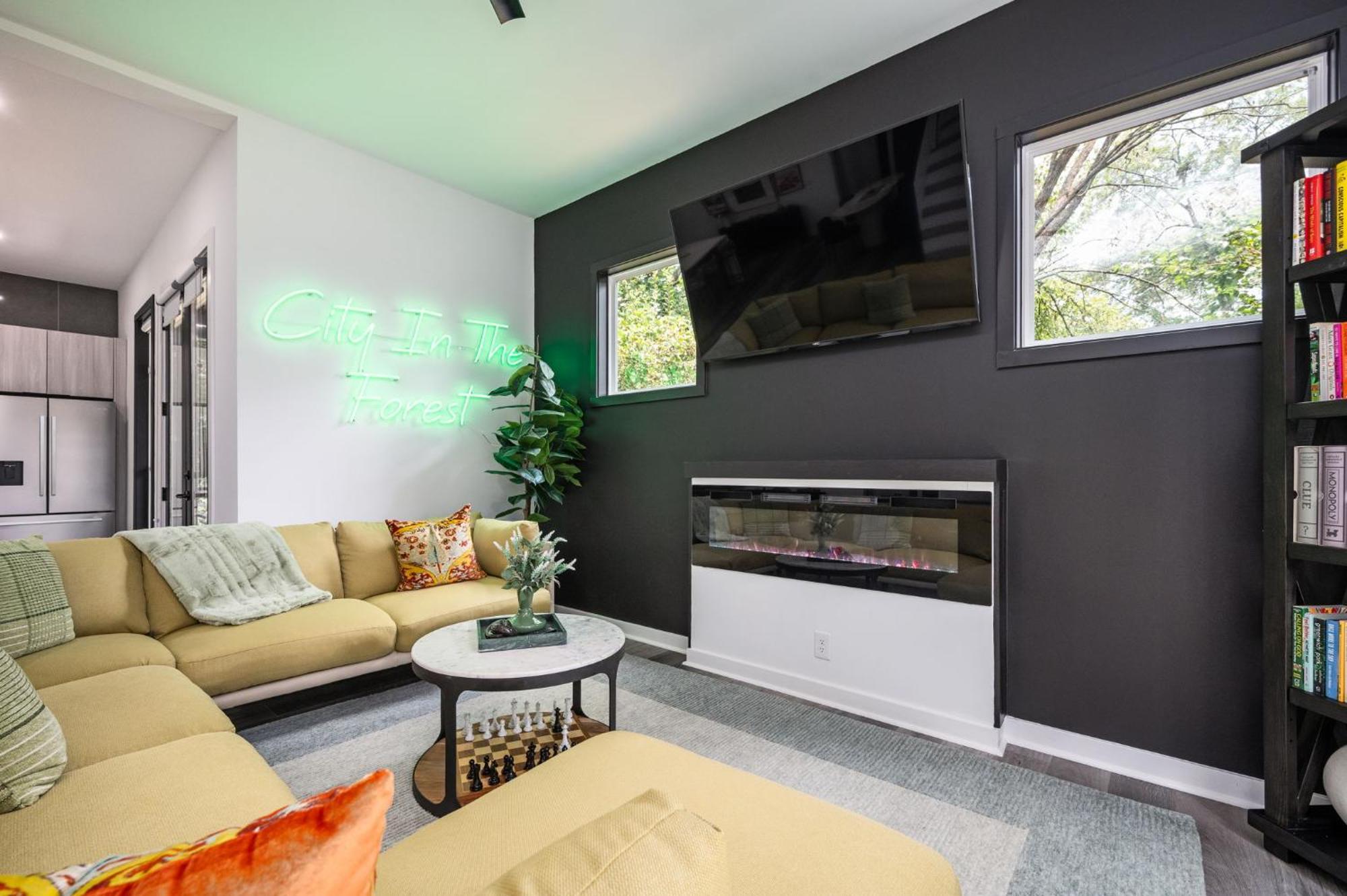 In The Forest - 5bd-5ba - Atl Beltline-summerhill *