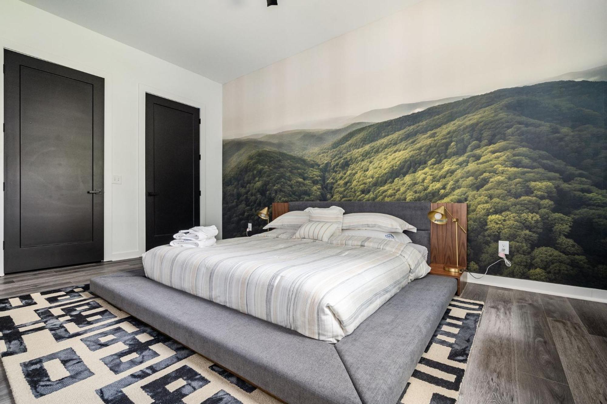 Stylish 4bd-4ba Summerhill Getaway Near Beltline Atlanta