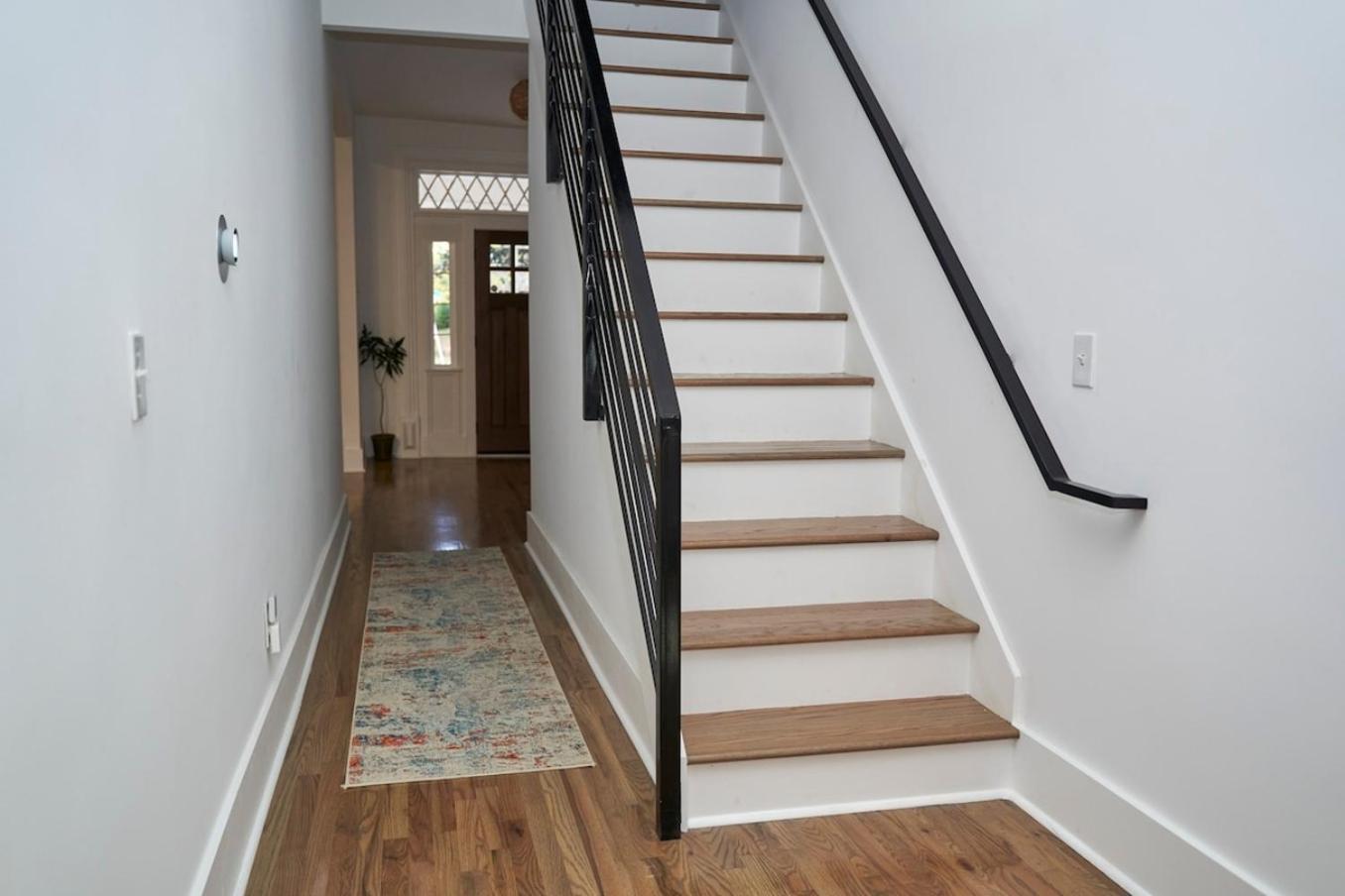 Spacious Retreat Near Downtown, Atl *