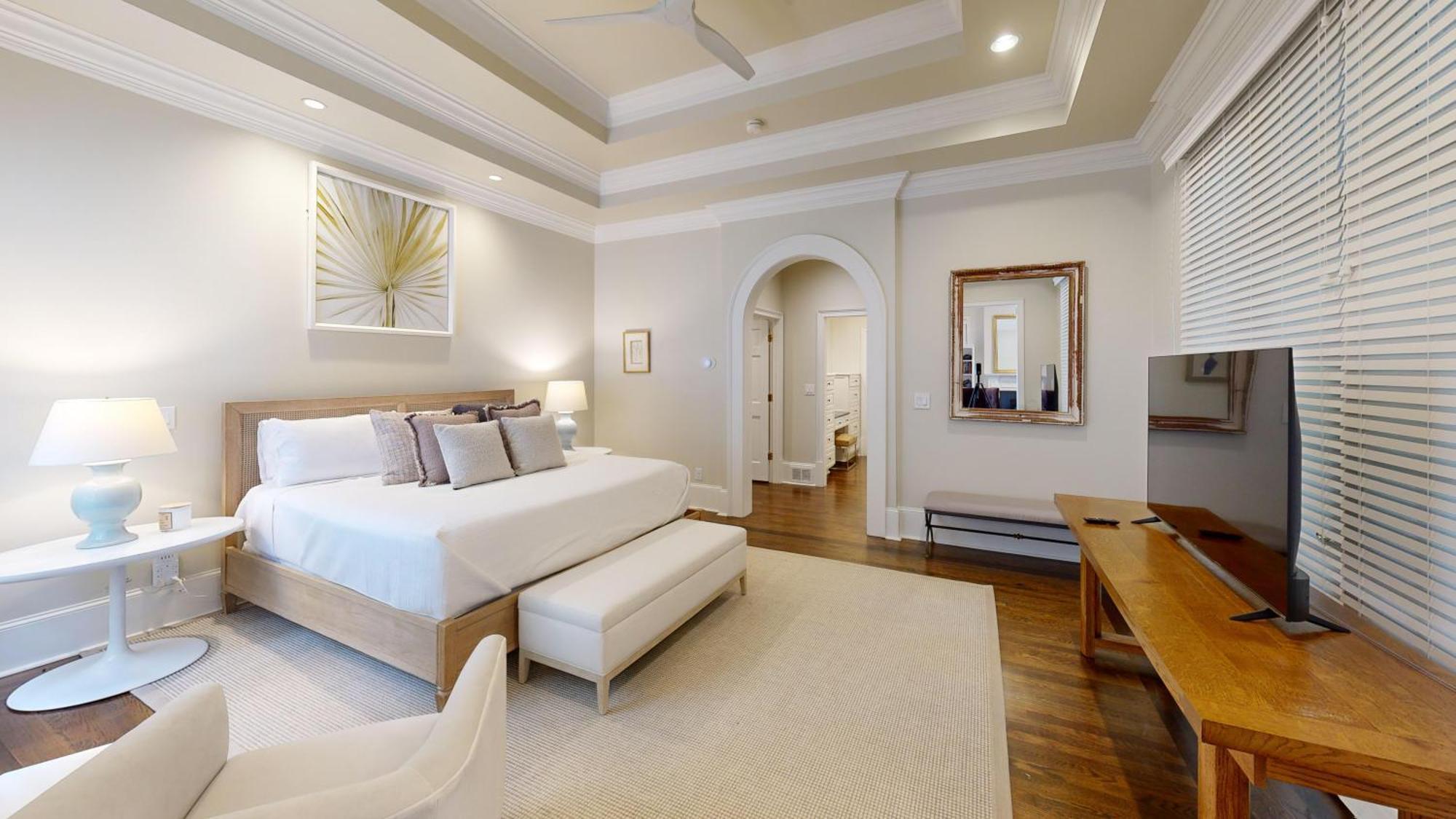 Luxury Spacious 4br In Buckhead Holiday home