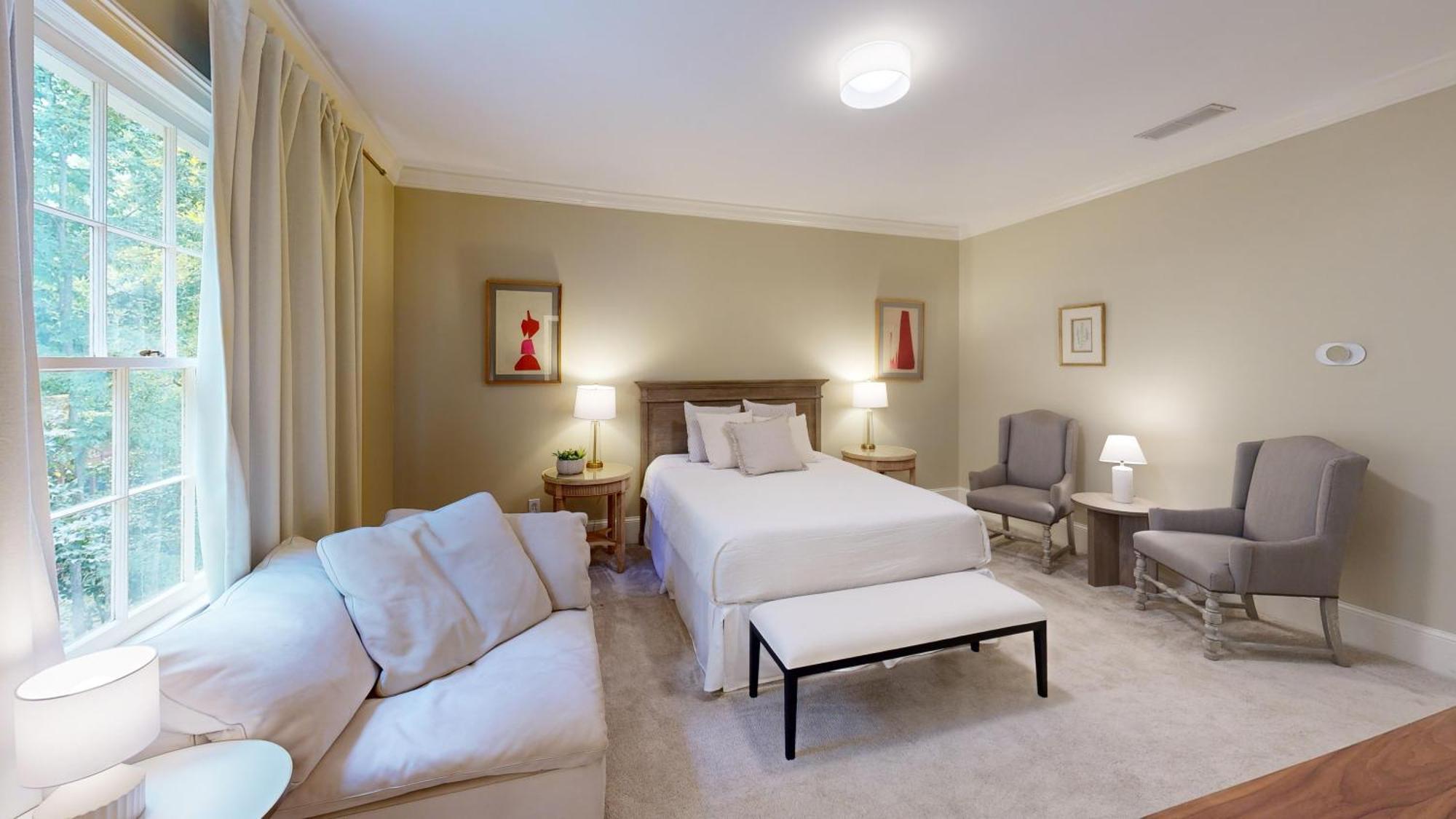 Luxury Spacious 4br In Buckhead Atlanta