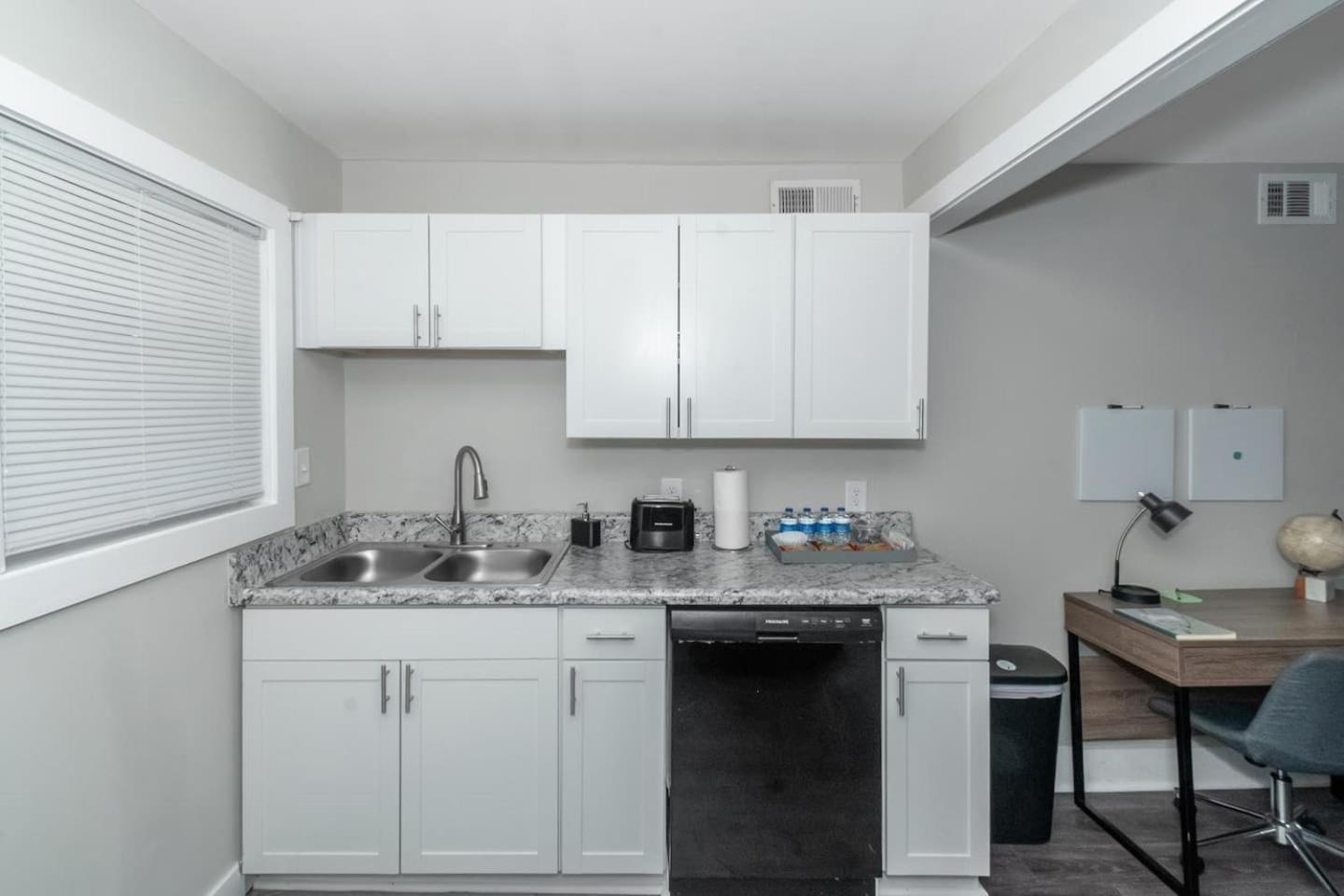 Buckhead Escape Apartment Atlanta