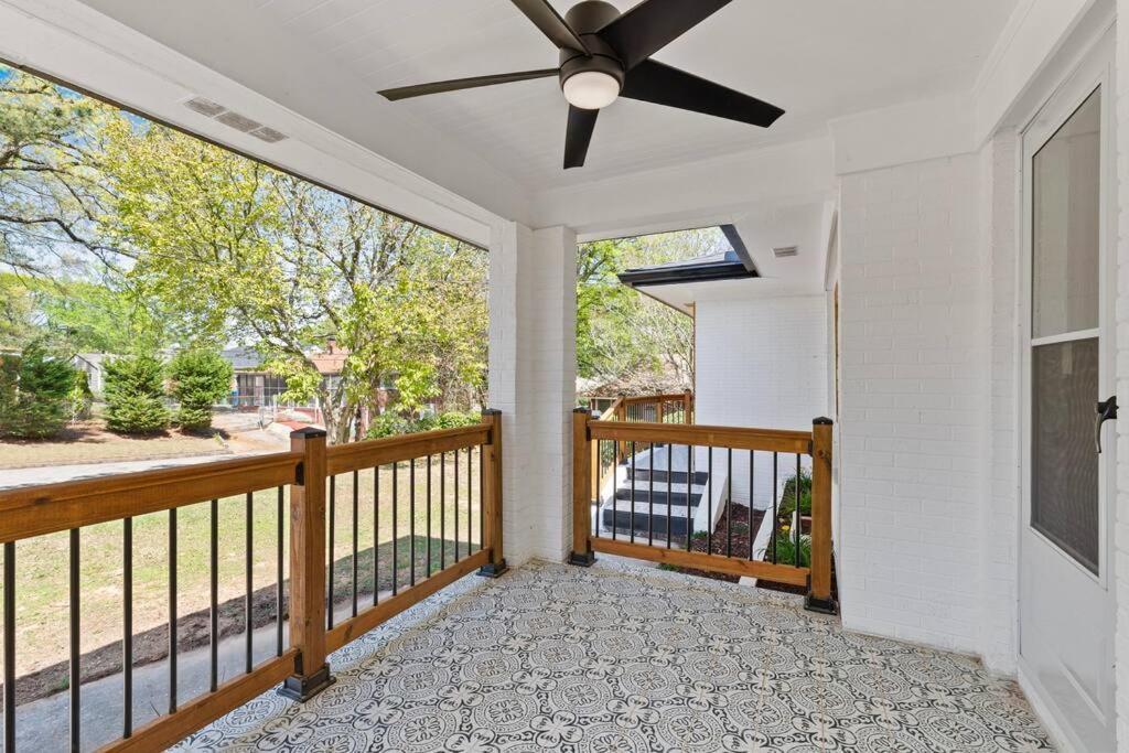 Southern Comfort Renovated, Relaxing, Ready Minutes From Downtown And Mercedes Benz Stadium Holiday home Atlanta