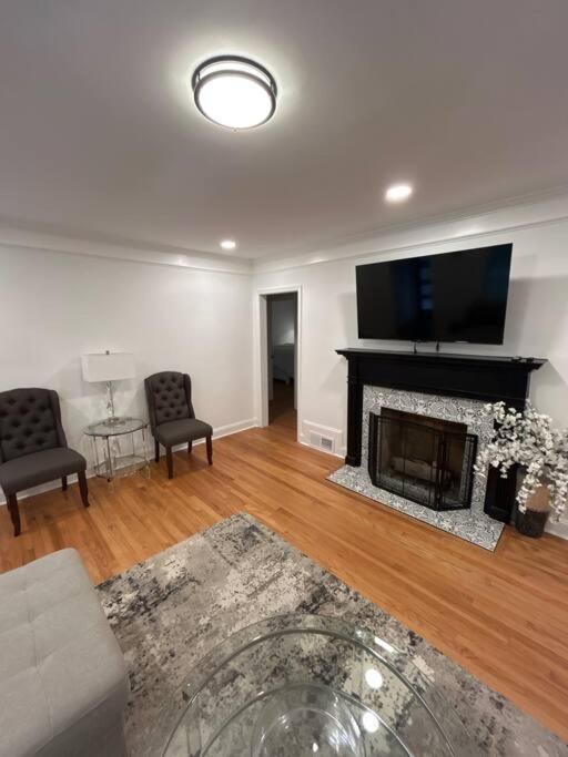 Southern Comfort Renovated, Relaxing, Ready Minutes From Downtown And Mercedes Benz Stadium Holiday home Atlanta
