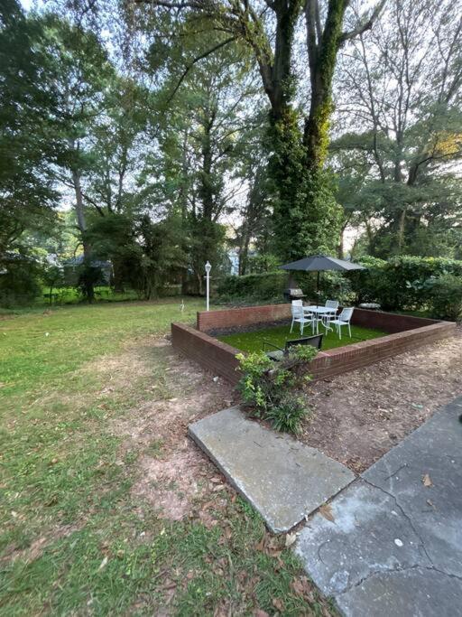 Holiday home Southern Comfort Renovated, Relaxing, Ready Minutes From Downtown And Mercedes Benz Stadium *