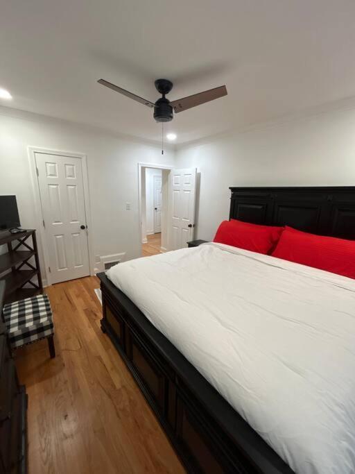 Southern Comfort Renovated, Relaxing, Ready Minutes From Downtown And Mercedes Benz Stadium * Atlanta