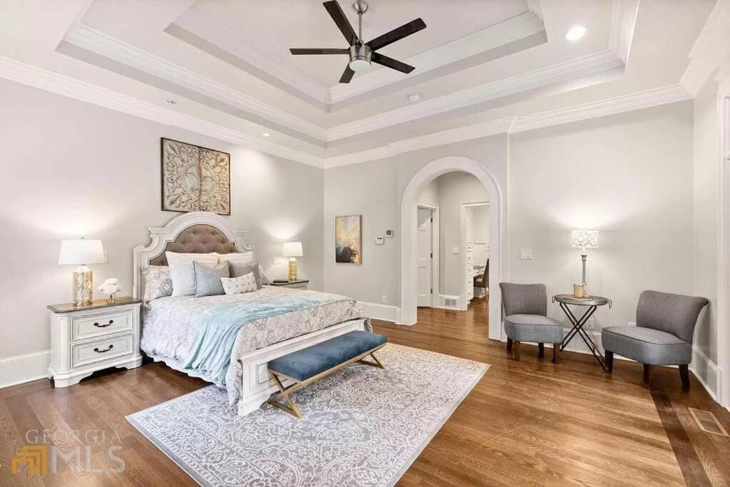 Luxury Spacious 4br In Buckhead Atlanta
