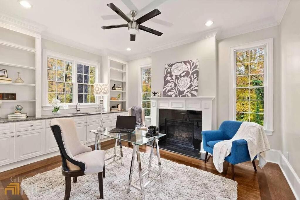 Luxury Spacious 4br In Buckhead Holiday home *
