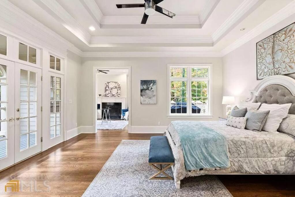 Luxury Spacious 4br In Buckhead Atlanta