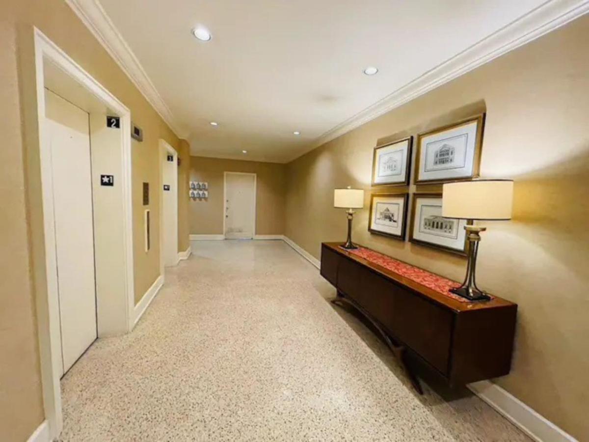 2 Bedroom Prime Location And Views, Private Porch Atlanta