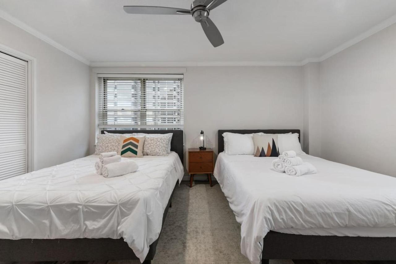 Walk To Everything, Affordable In Downtown *
