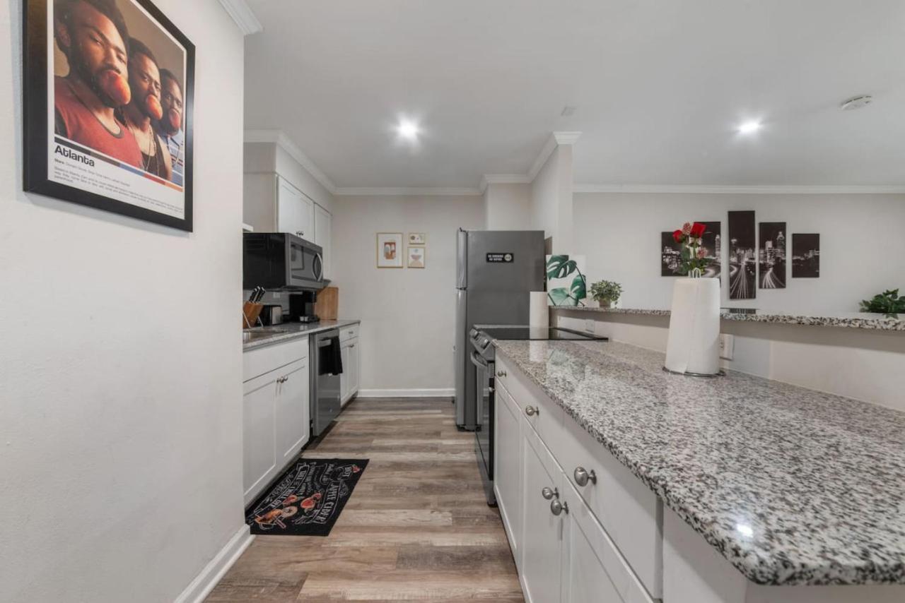 Walk To Everything, Affordable In Downtown * Atlanta