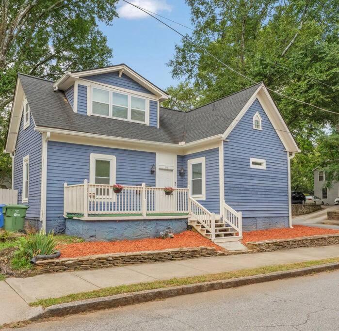 Your Cozy Retreat, 10 Mins From Downtown Atlanta