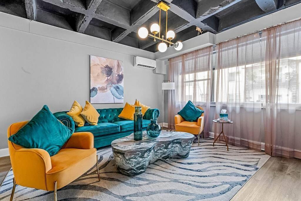 Art Deco-inspired Getaway In Buckhead * Atlanta