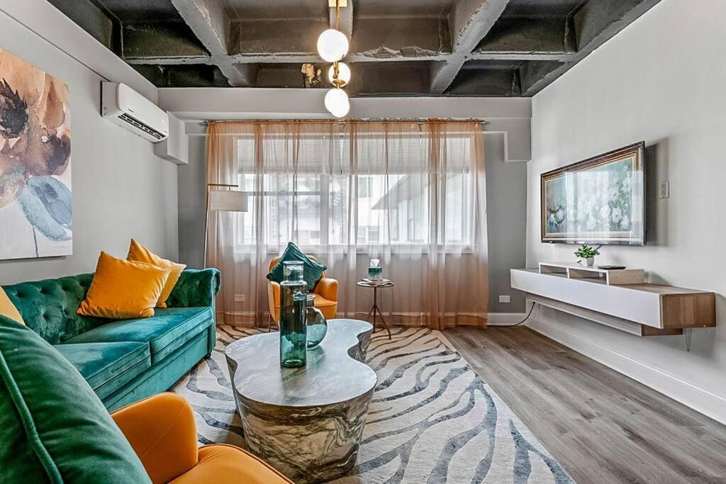 Apartment Art Deco-inspired Getaway In Buckhead *