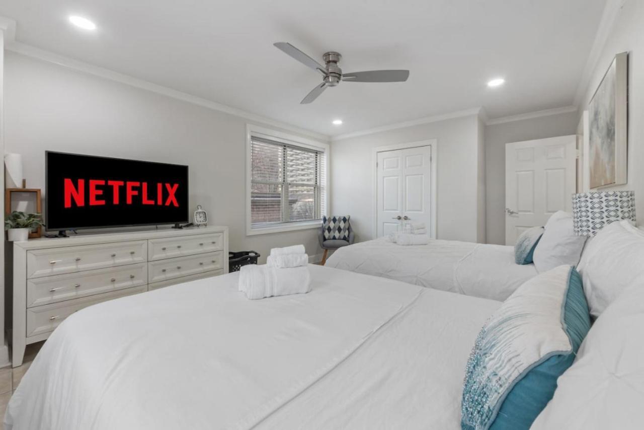 Luxury On A Budget, Centrally Located Gem Holiday home *