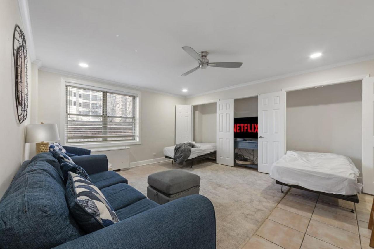 Holiday home Luxury On A Budget, Centrally Located Gem *