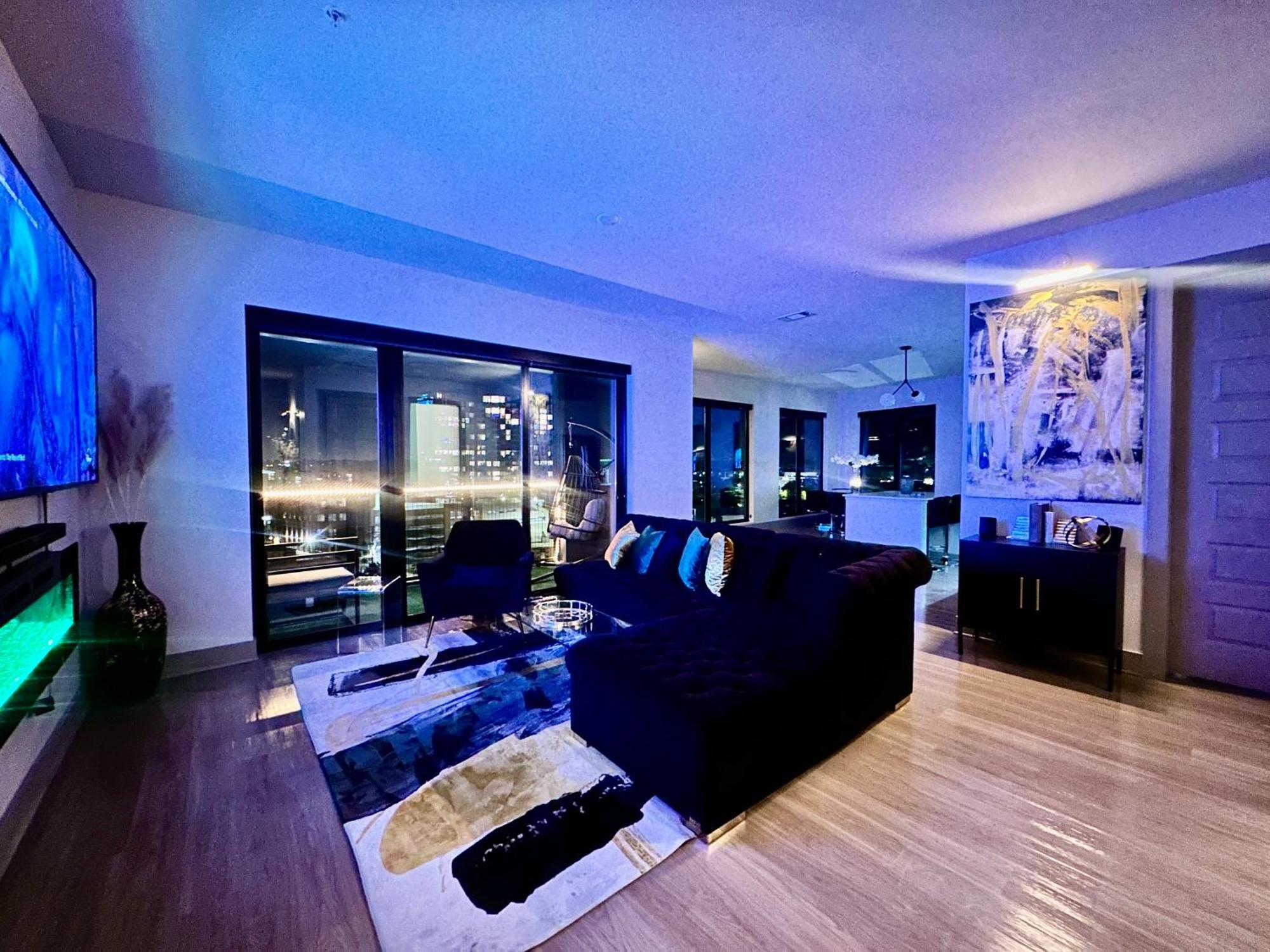 Modern Luxury At The Interlock Apartment Atlanta
