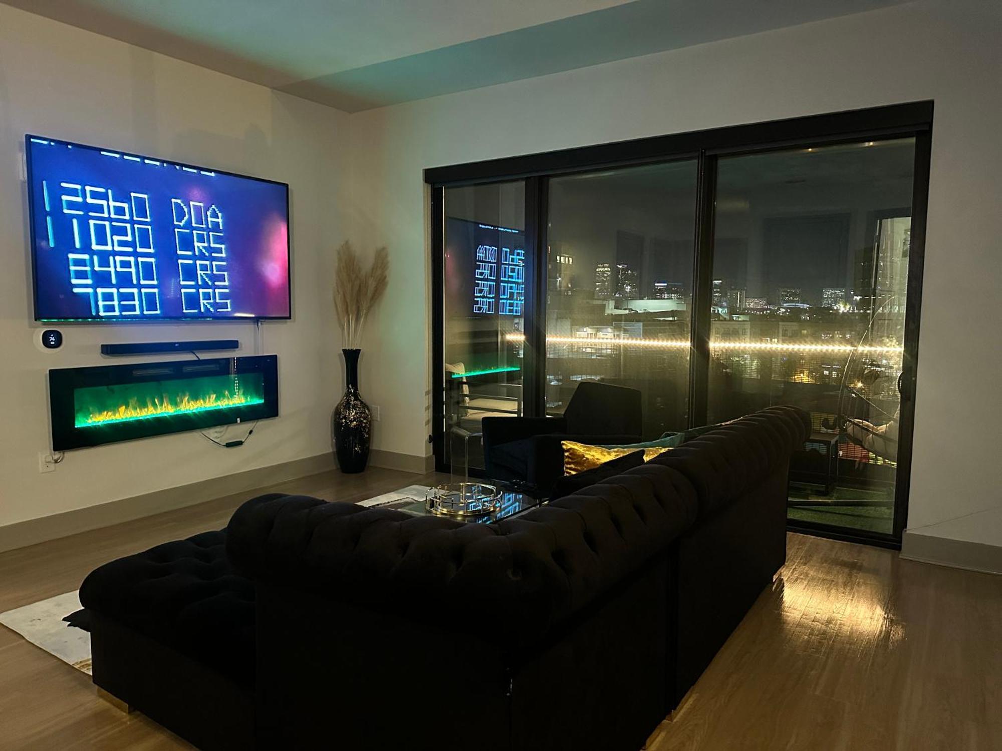 Apartment Modern Luxury At The Interlock