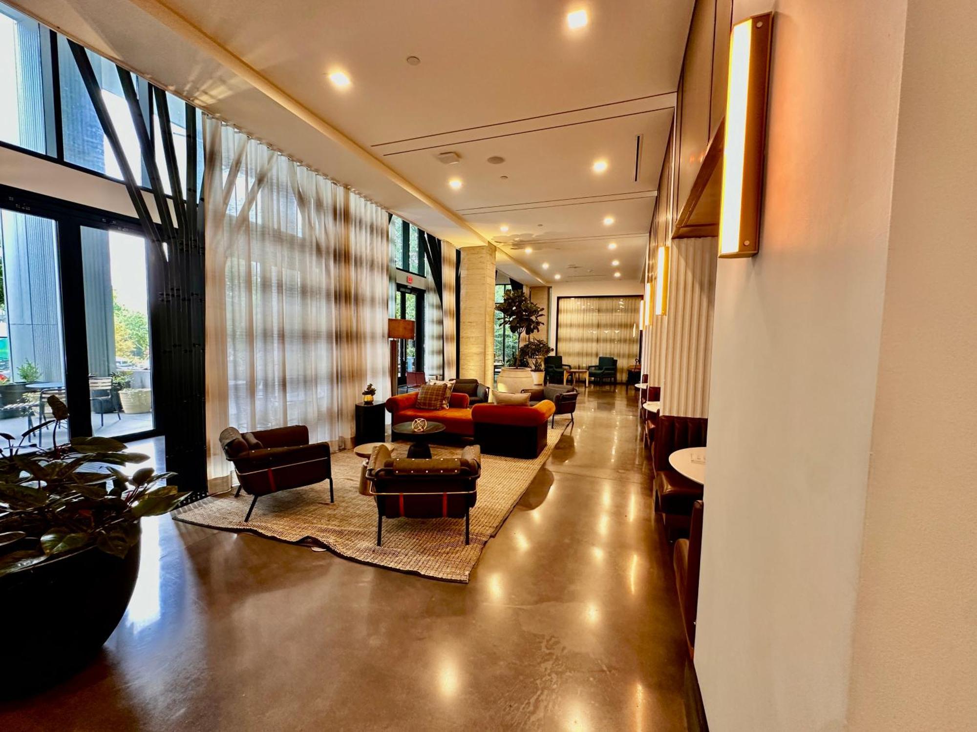 Modern Luxury At The Interlock * Atlanta