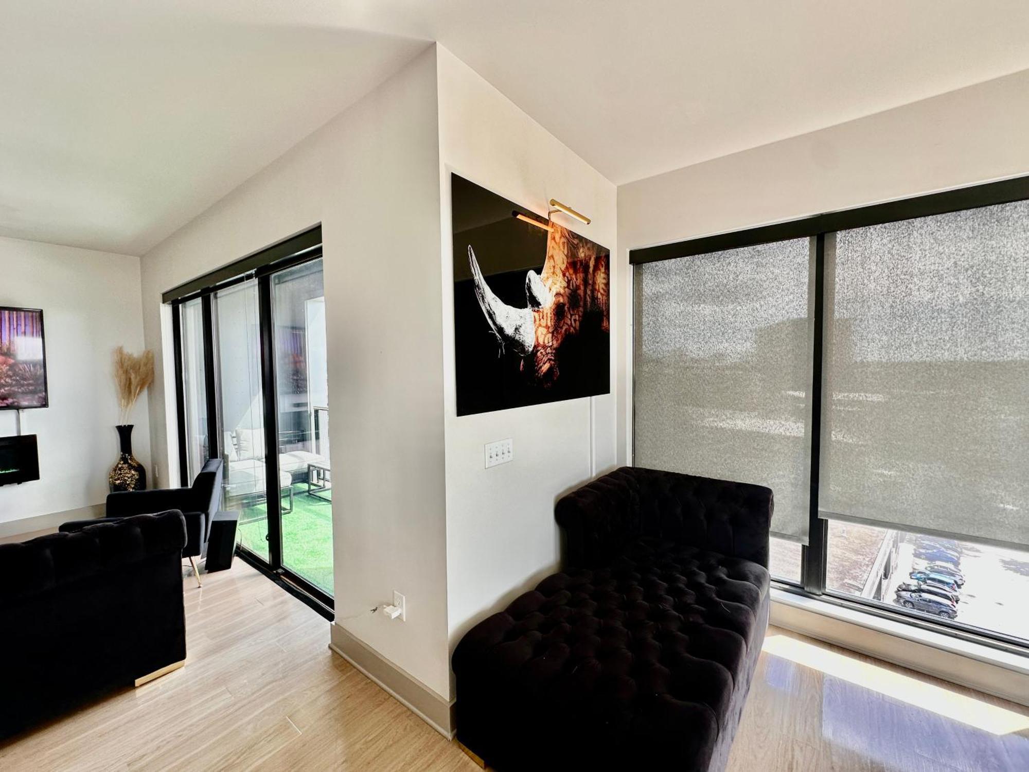 Modern Luxury At The Interlock * Atlanta