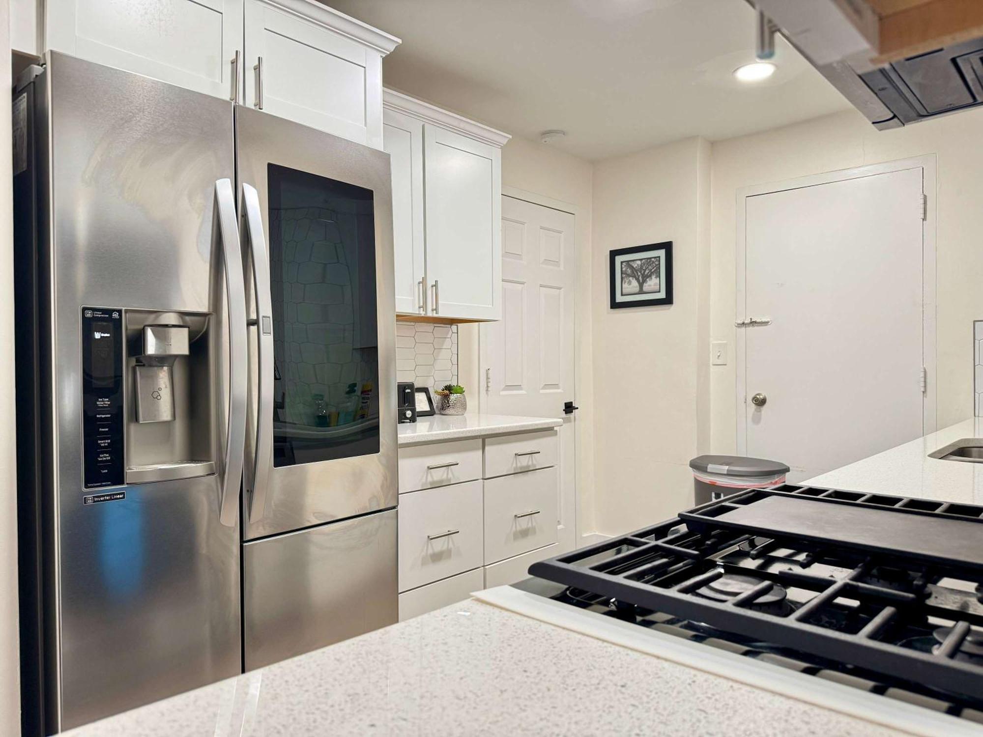 Apartment 2b1b Modern Downtown Atl W 1 Free Parking Lm1007 Atlanta