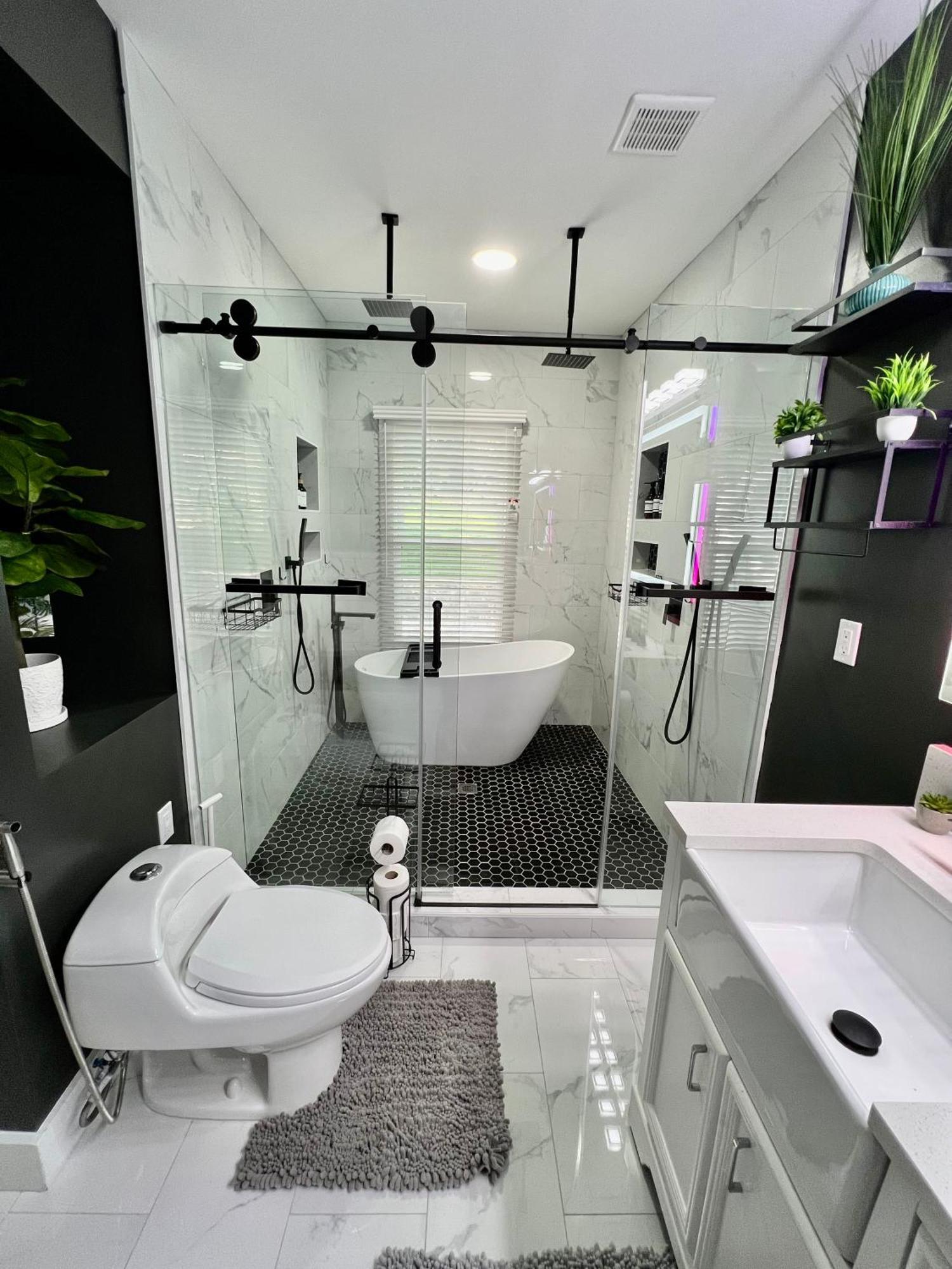 Charming 2br 2ba 10 Min Dt Airport By Lsp Homes *