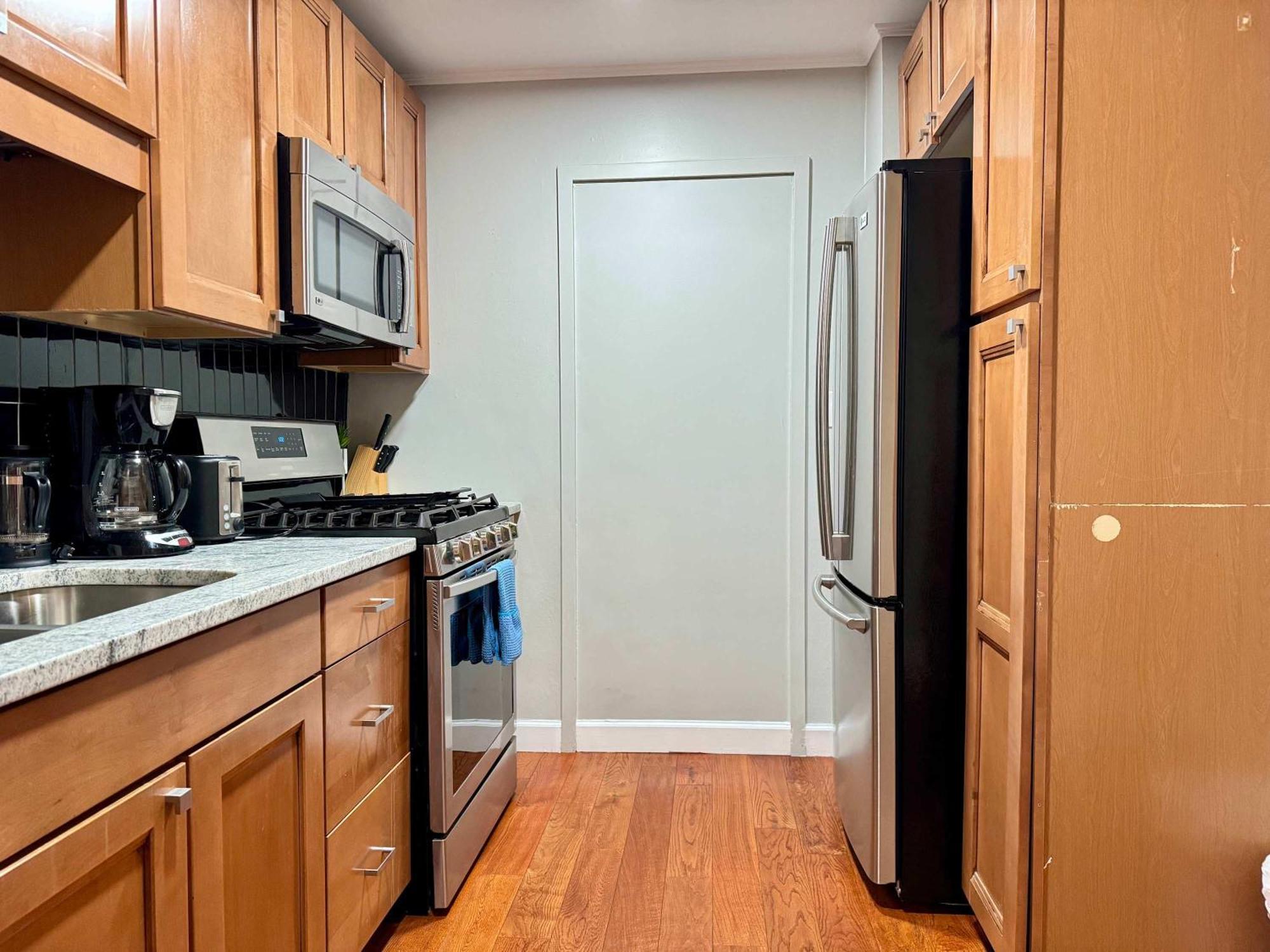 Holiday home 2br Chic Downtown Atl W Free Parking Lm602