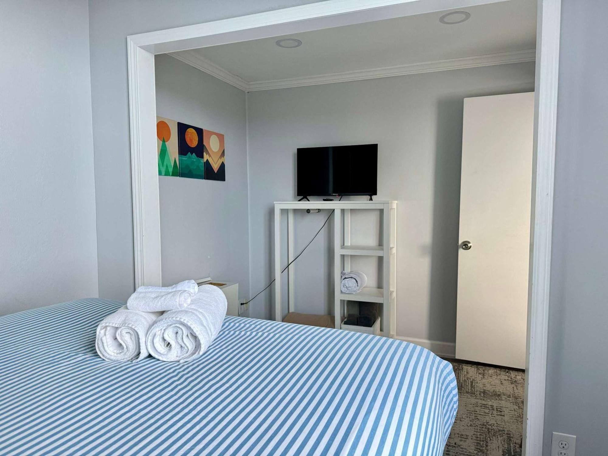 Downtown View Renovated 2 Beds Free Parking Lm1503 Holiday home