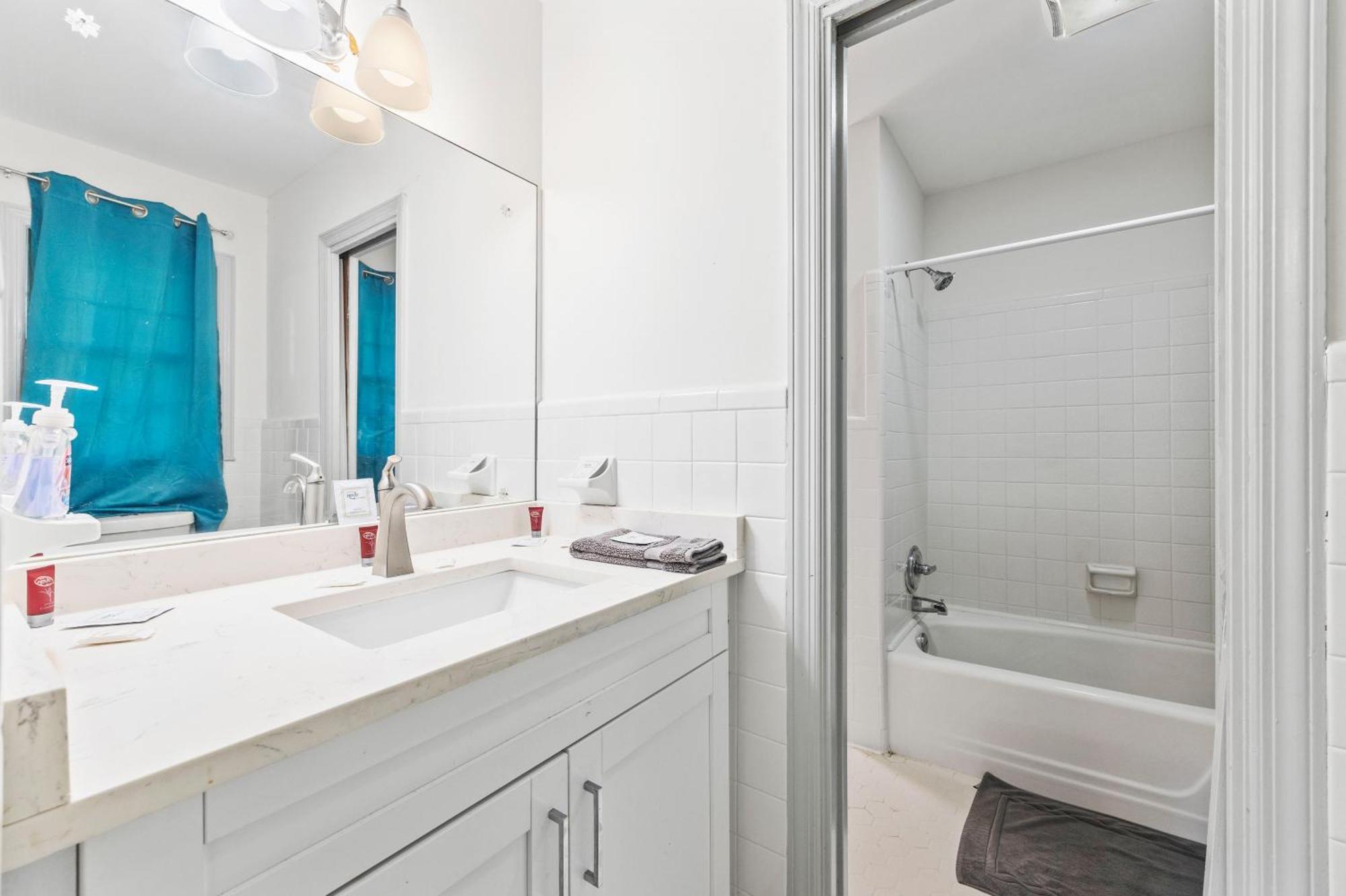 Spacious 3br - Near Airpt & 15m To Dt Atl *