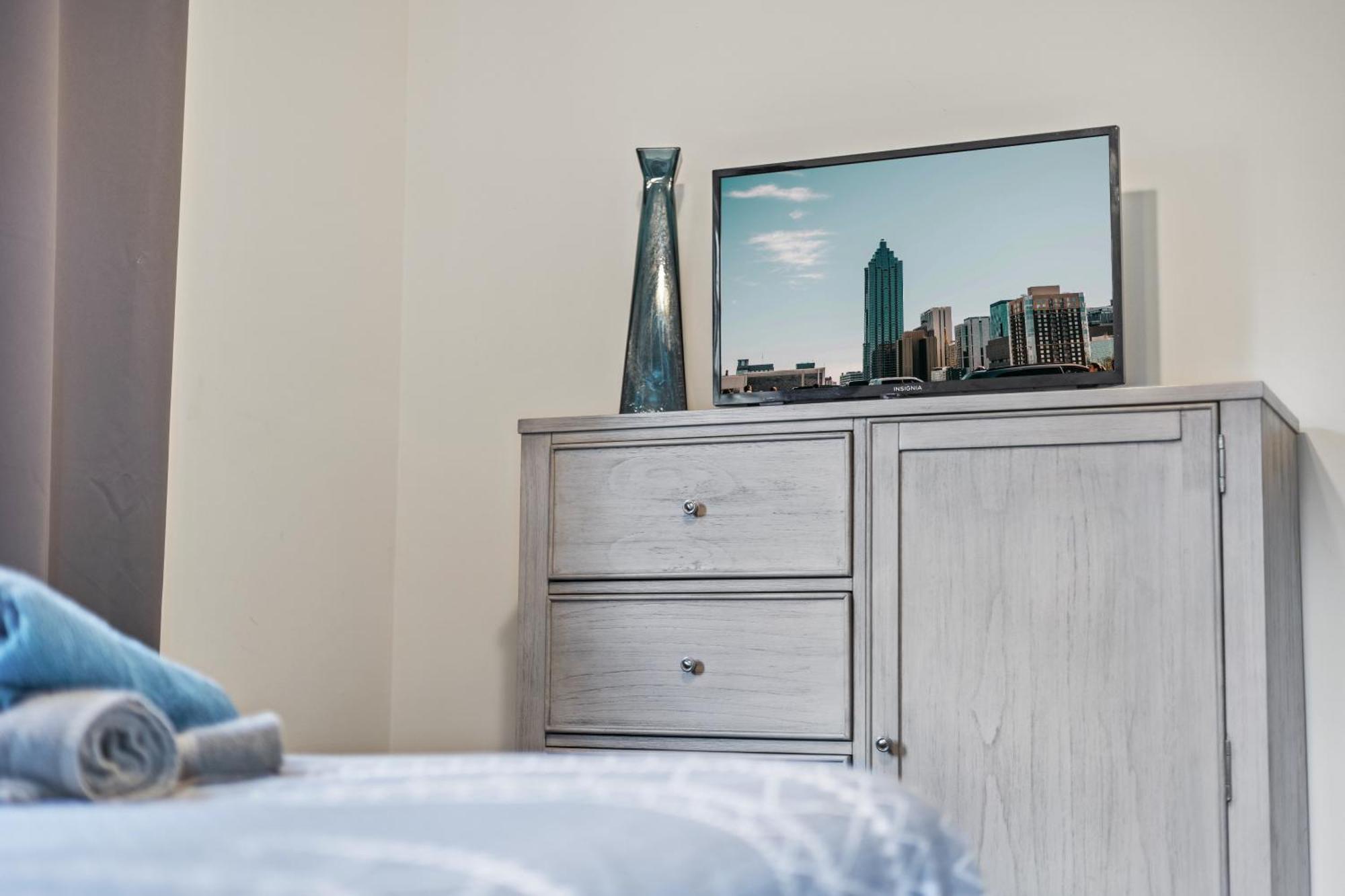 Spacious 3br - Near Airpt & 15m To Dt Atl *