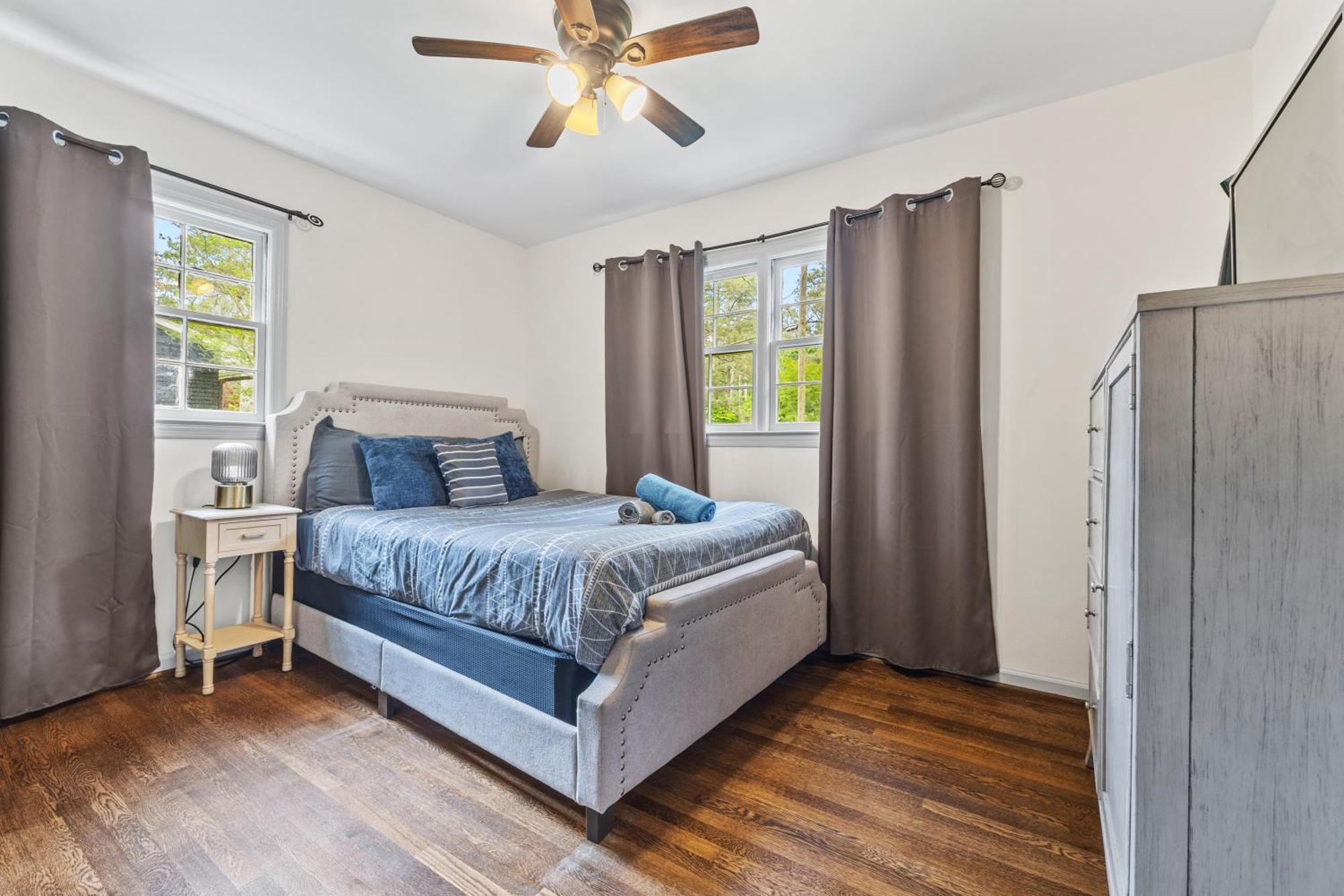 Holiday home Spacious 3br - Near Airpt & 15m To Dt Atl