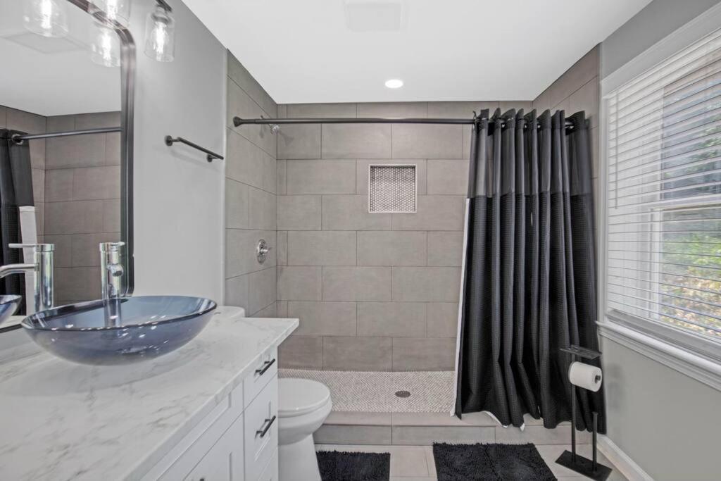 Private With Seperate Bathroom Near Downtown Atl Atlanta