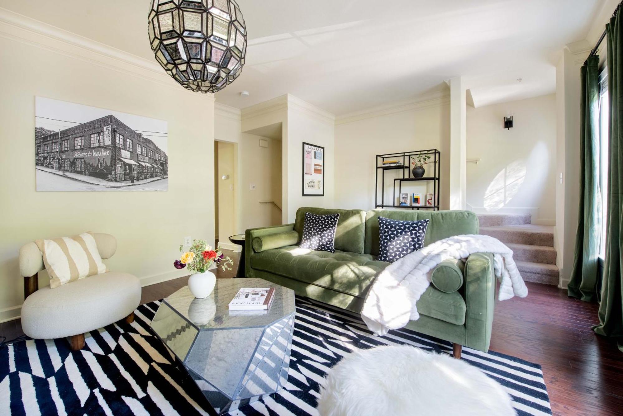 Tres Chic Apartment *