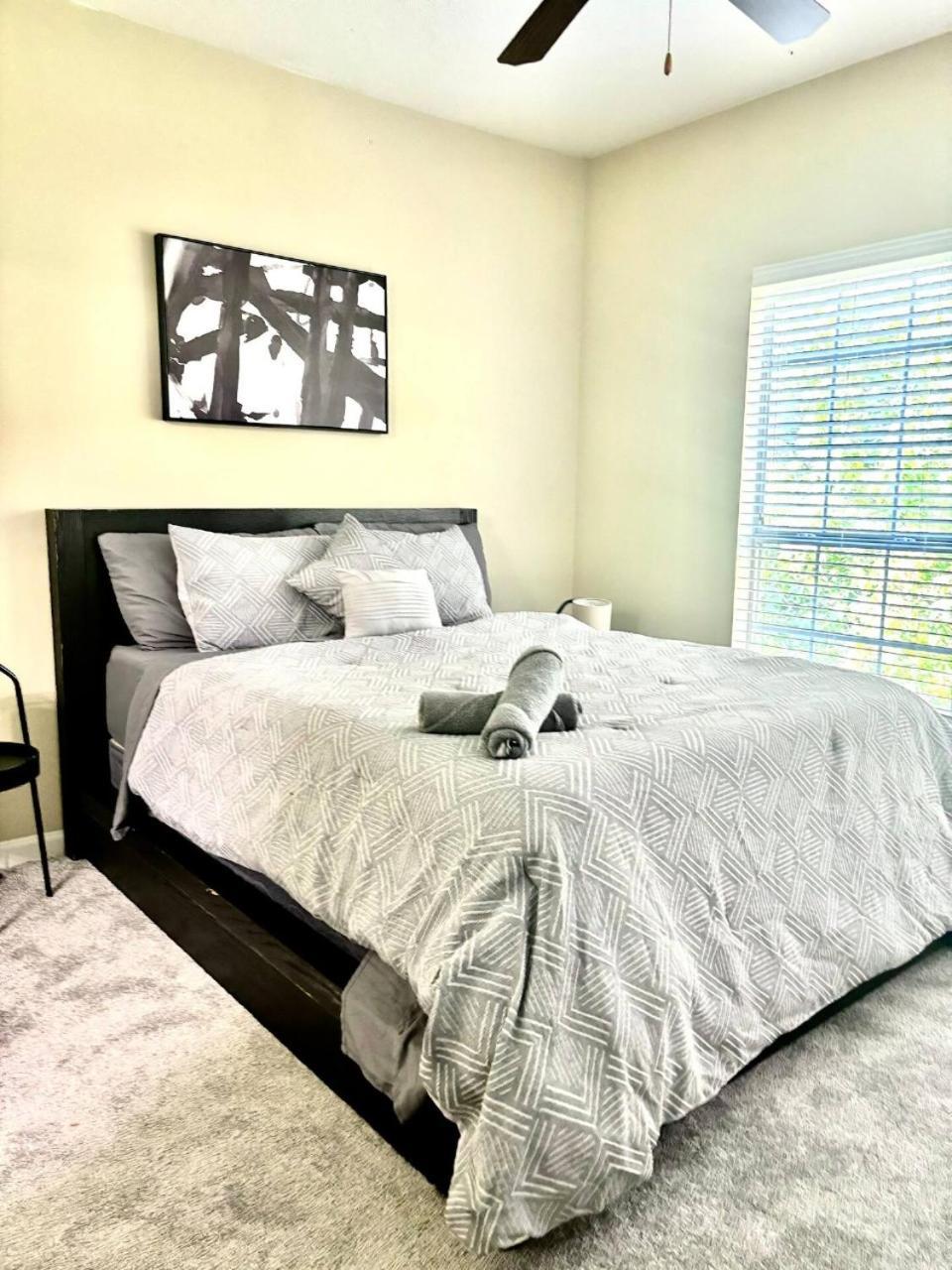 Luxury -2br- Buckhead Retreat - Free Parking Atlanta