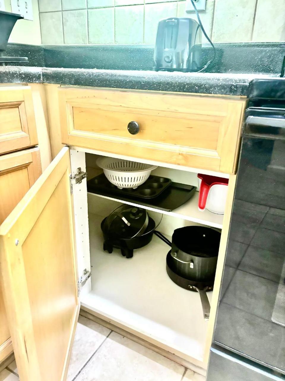 Luxury -2br- Buckhead Retreat - Free Parking Atlanta