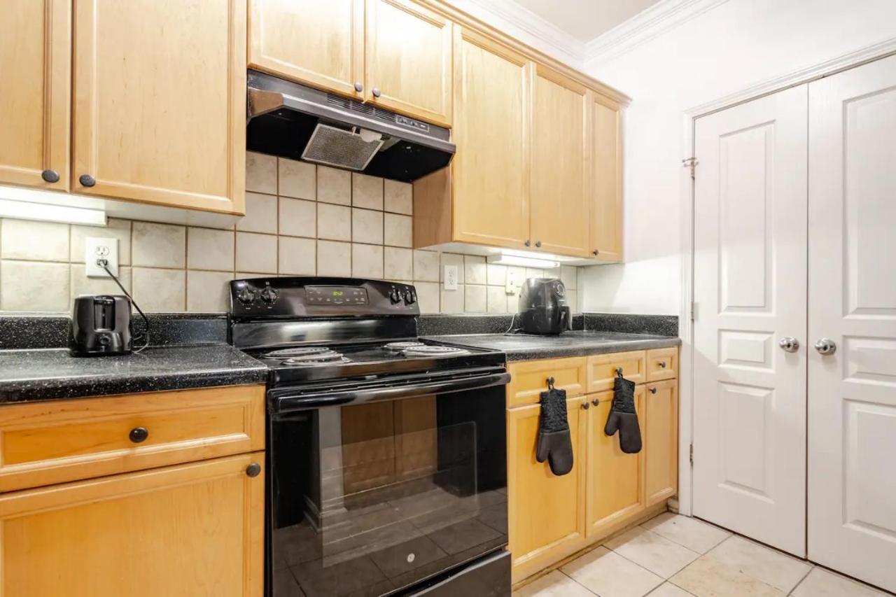 Apartment Luxury -2br- Buckhead Retreat - Free Parking Atlanta