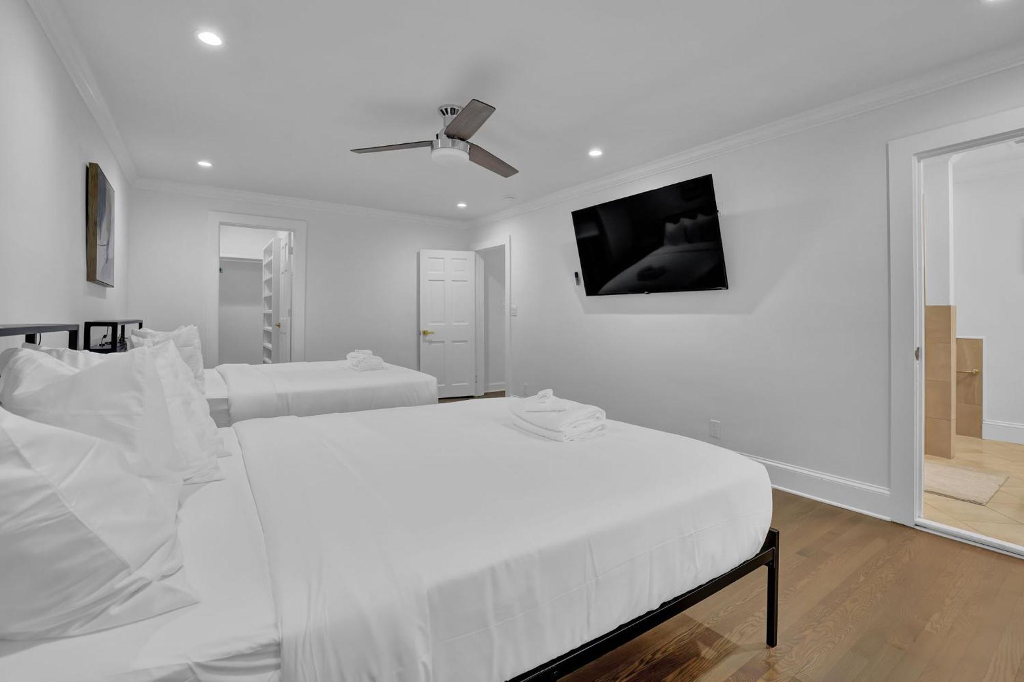 Luxury 7br Buckhead Oasis Wpool,gameroom&firepit