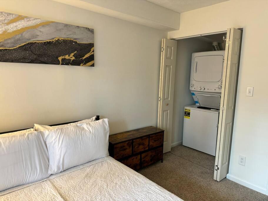 Midtown Luxury Getaway *